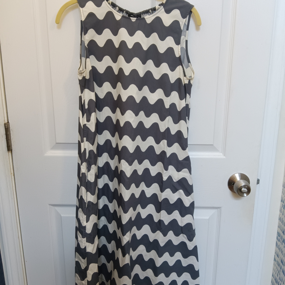 Marimekko Uniqlo Gray and White Polka Dot Skirt